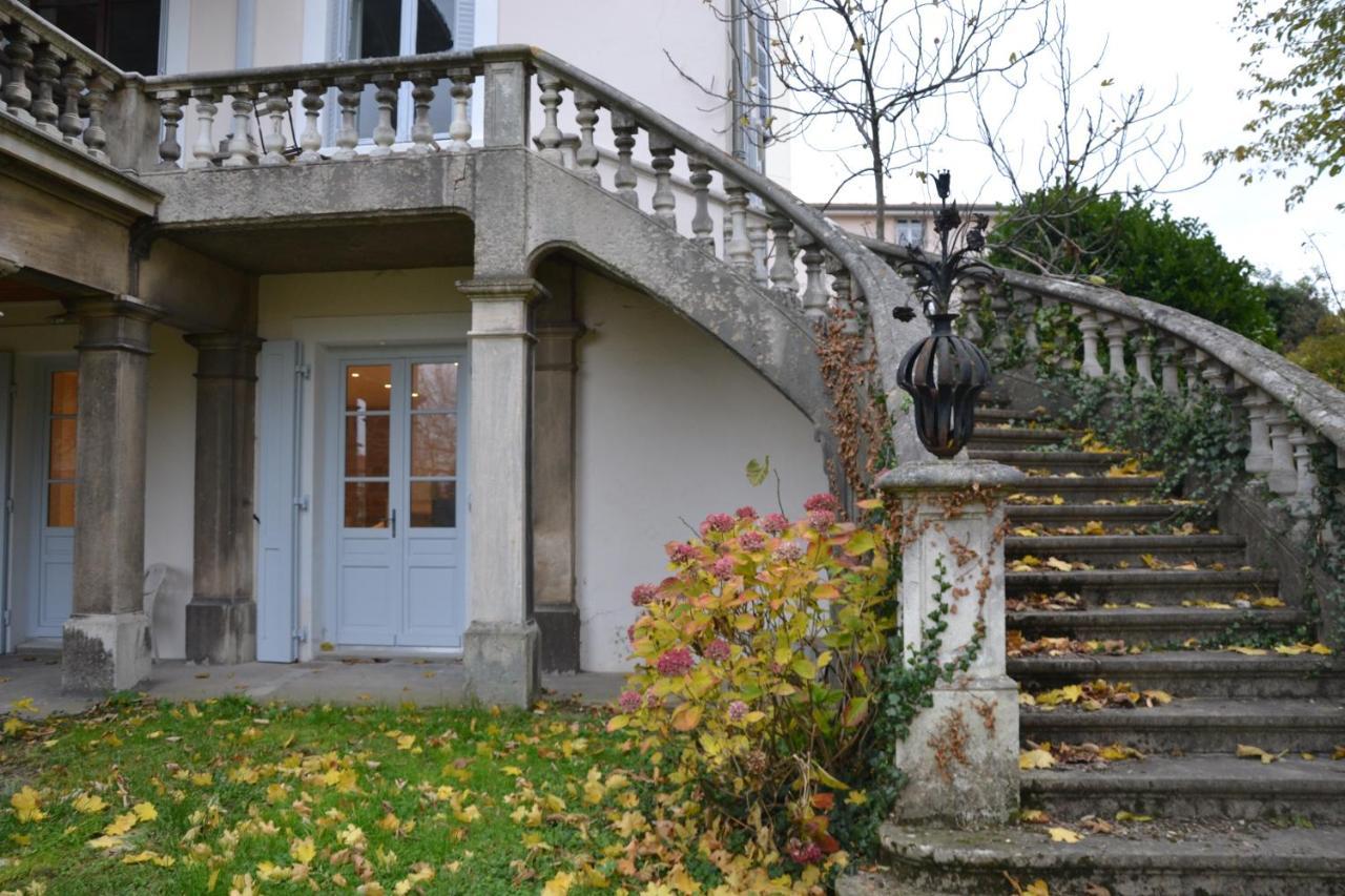 Sur La Colline Apartment Lyon Exterior photo