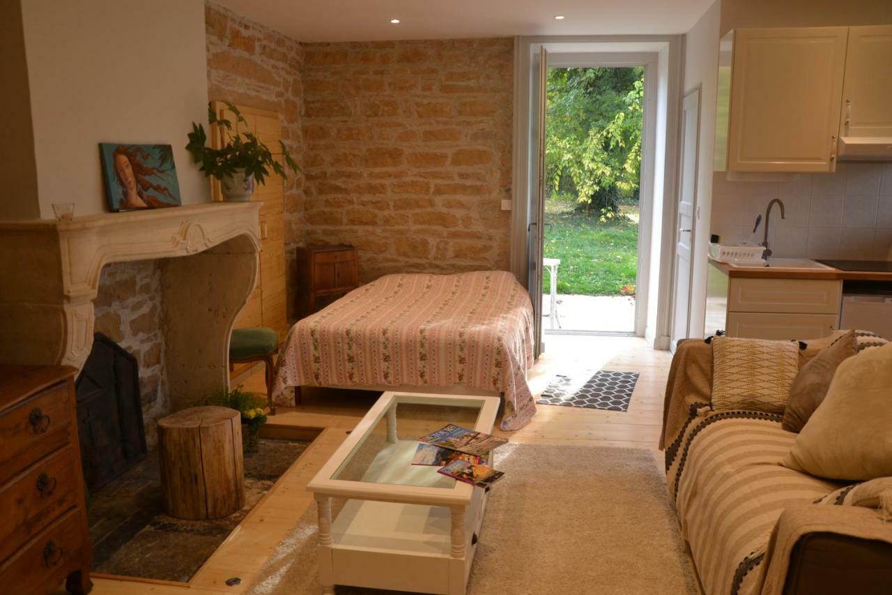 Sur La Colline Apartment Lyon Exterior photo
